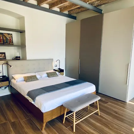 Via Castello, Como, Apartment Brienno