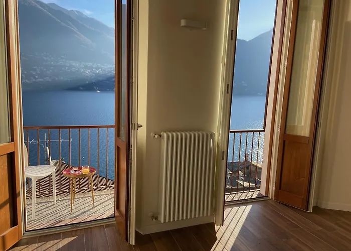 Via Castello, Como, Brienno