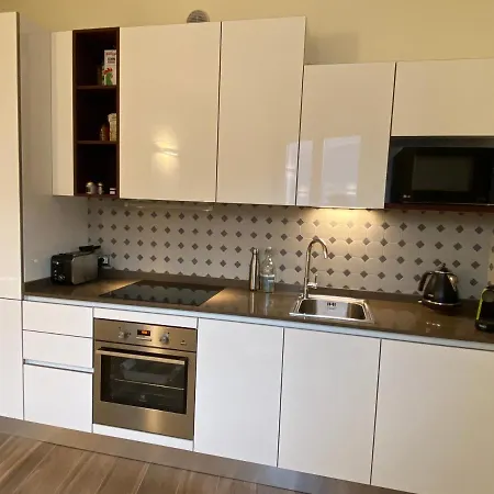 Via Castello, Como, Apartman Brienno